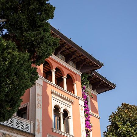 Hotel Villa Fiordaliso Gardone Riviera Exterior photo